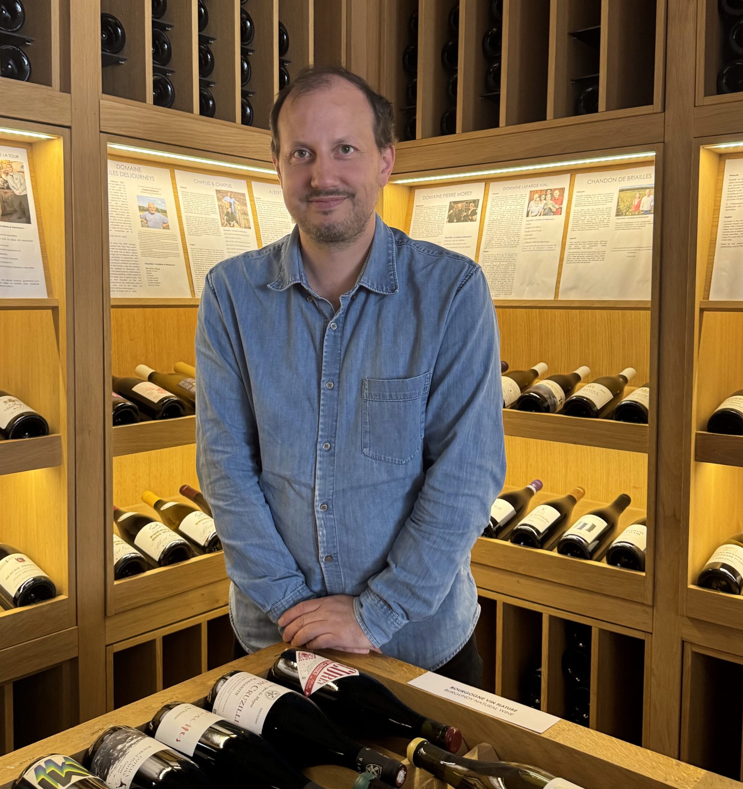 In the suitcase of Bruno de Bona, wine merchant
